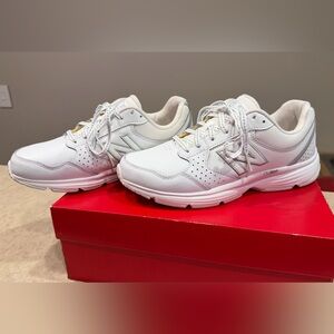 New Balance 411 (women’s wide width)